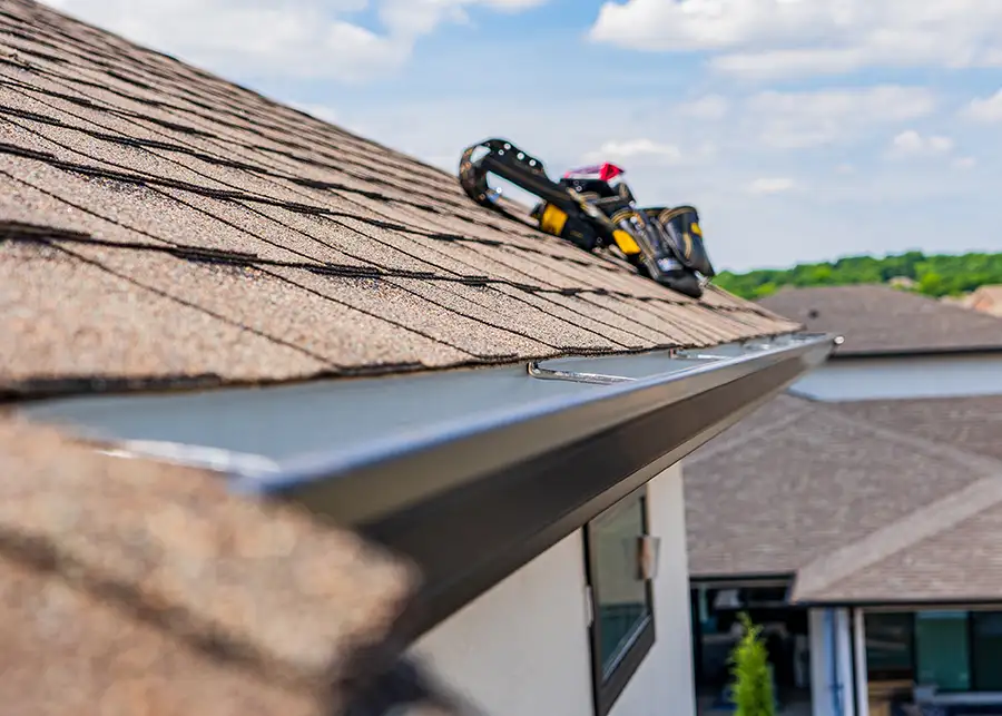 River Cities Seamless Gutters - seamless gutter installation services - Granite City, IL Metro East