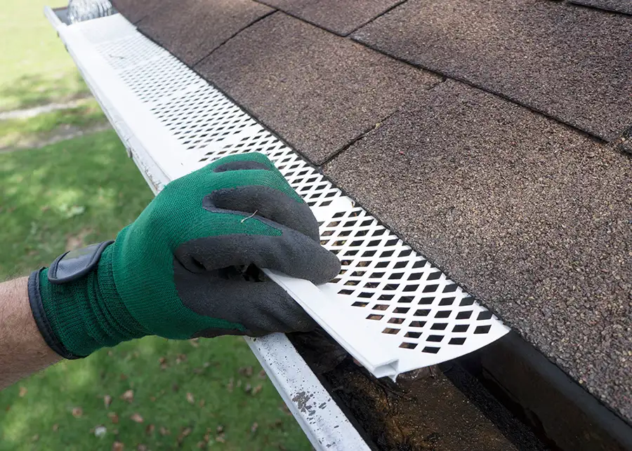 River Cities Seamless Gutters - gutter guards, gutter cover installation services - Granite City, IL Metro East