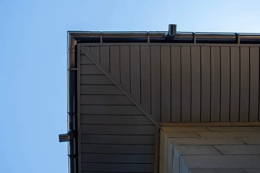 River Cities Seamless Gutters - soffit panels view from below - Granite City, IL Metro East